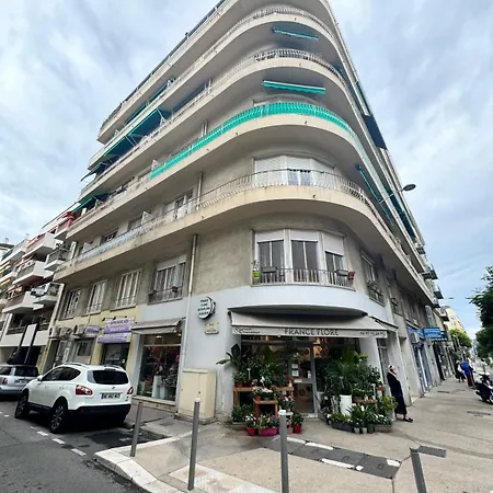 Doulce France Fshh 3* Nizza